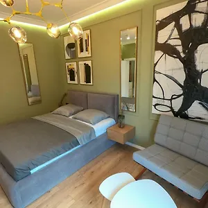 Roza's Center Appartamento Tirana
